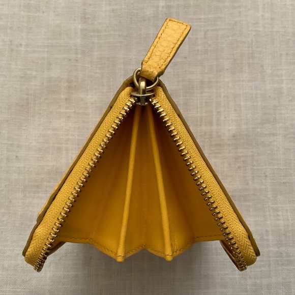 NEW Coach Accordion Embossed Snakeskin Yellow Leather Zip Wallet NWOT - Picture 10 of 15